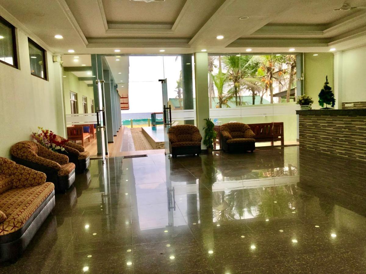 Serenade Beach Hotel Hikkaduwa Esterno foto
