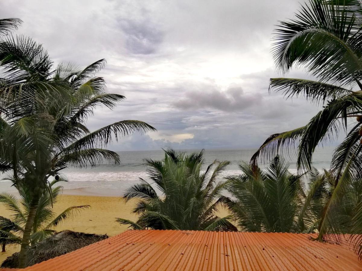 Serenade Beach Hotel Hikkaduwa Esterno foto